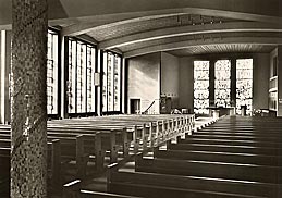 Neue (dritte) Kapelle des Diakonissenmutterhauses Sarepta, Innenansicht, fertig gestellt 1956.